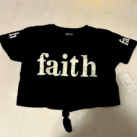 Faith crop top - Picture 1 of 2